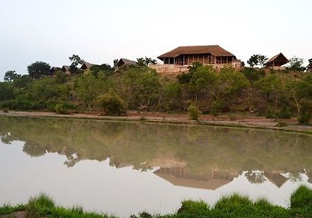Zaina Lodge Wa Екстериор снимка