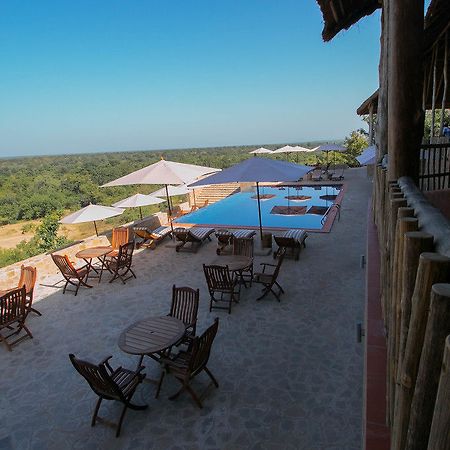 Zaina Lodge Wa Екстериор снимка